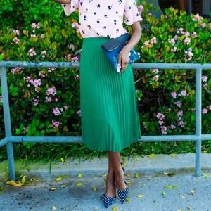 Ann Taylor Sweater Pleated Skirt